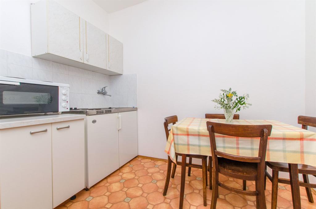 Apartments Jerka Sutivan Luaran gambar